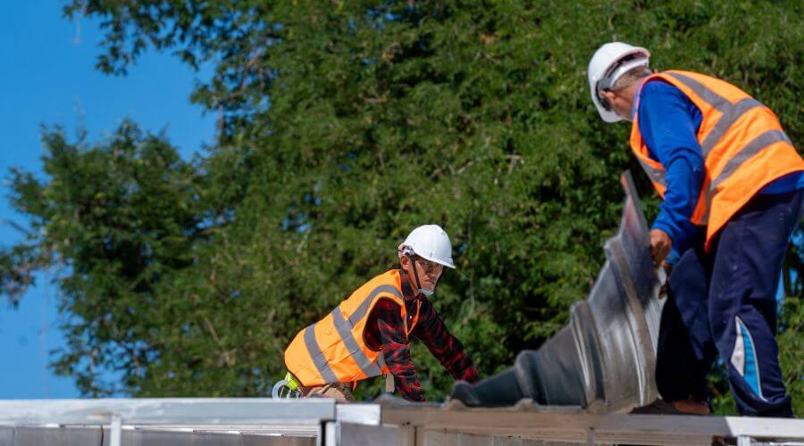 Professional residential roofers in Peru, IN